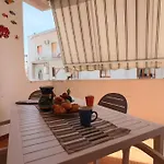 Daire Casa Margherita Comfort Convenience In The Heart Of *